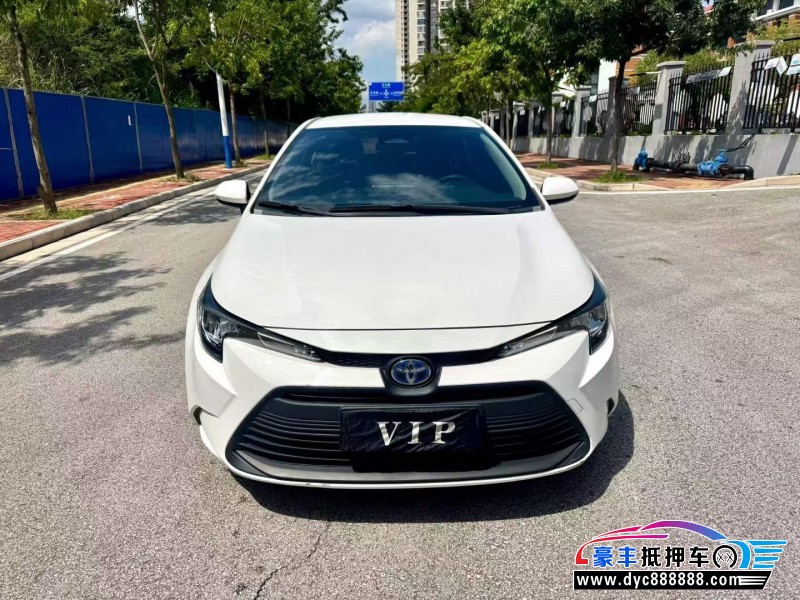抵押车出售23年丰田雷凌轿车