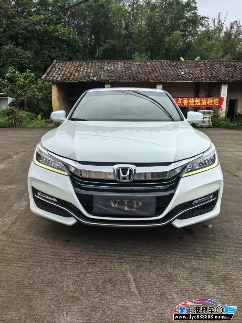 抵押车出售18年本田雅阁轿车