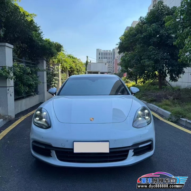 抵押车出售20年保时捷帕纳梅拉轿车