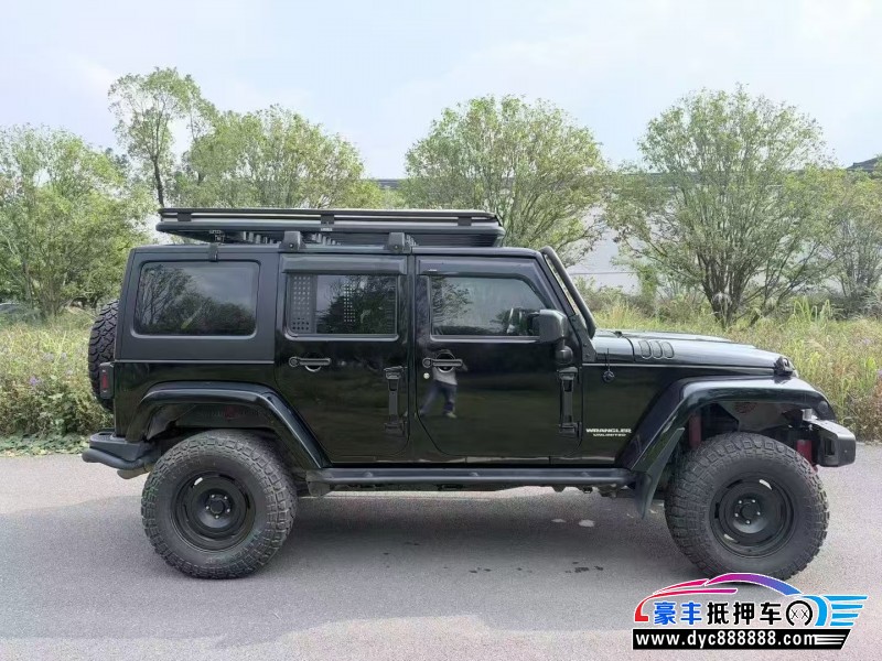 17年Jeep牧马人轿车抵押车出售