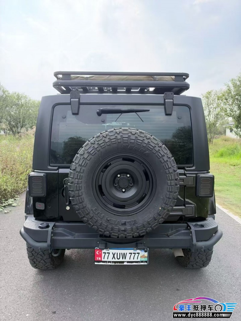 17年Jeep牧马人轿车抵押车出售