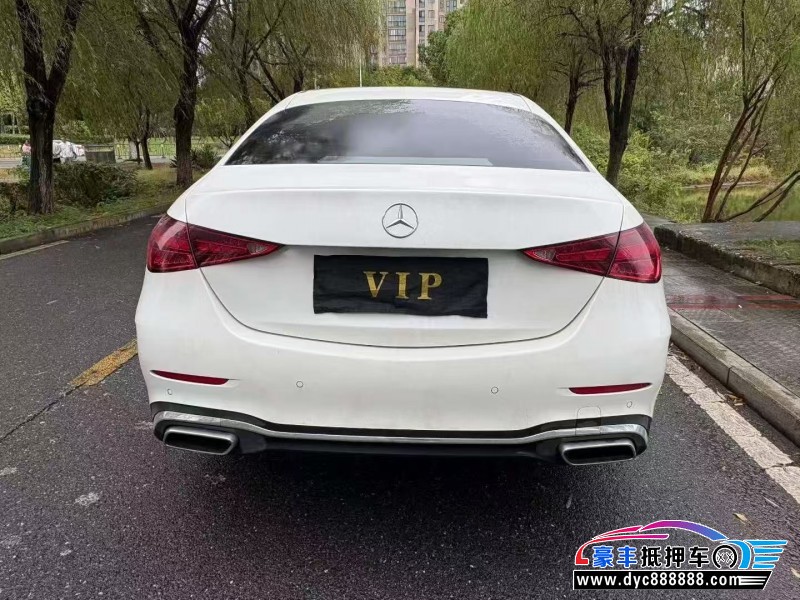 24年奔驰C轿车抵押车出售