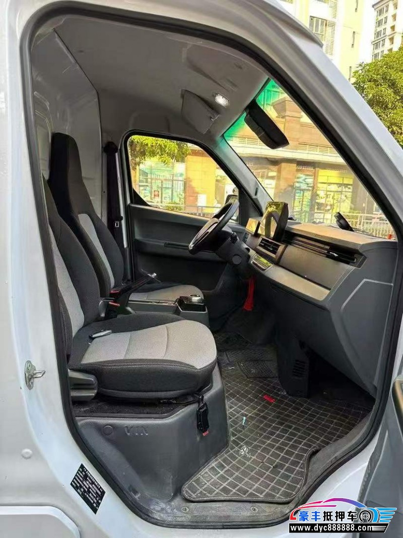 25年吉利远程星享轿车抵押车出售