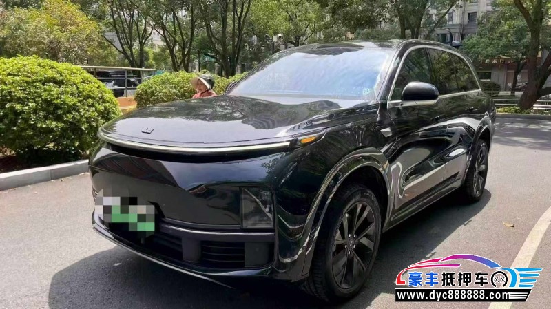 23年理想L8轿车抵押车出售