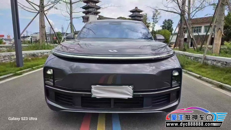 24年理想L8轿车抵押车出售