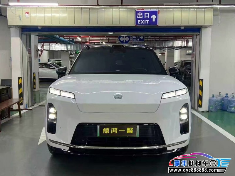 抵押车出售26年蔚来ES8轿车