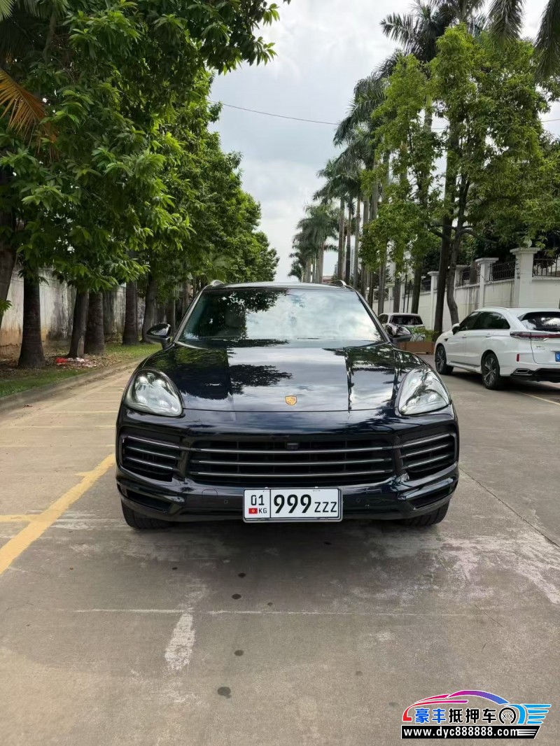 抵押车出售22年保时捷卡宴轿车