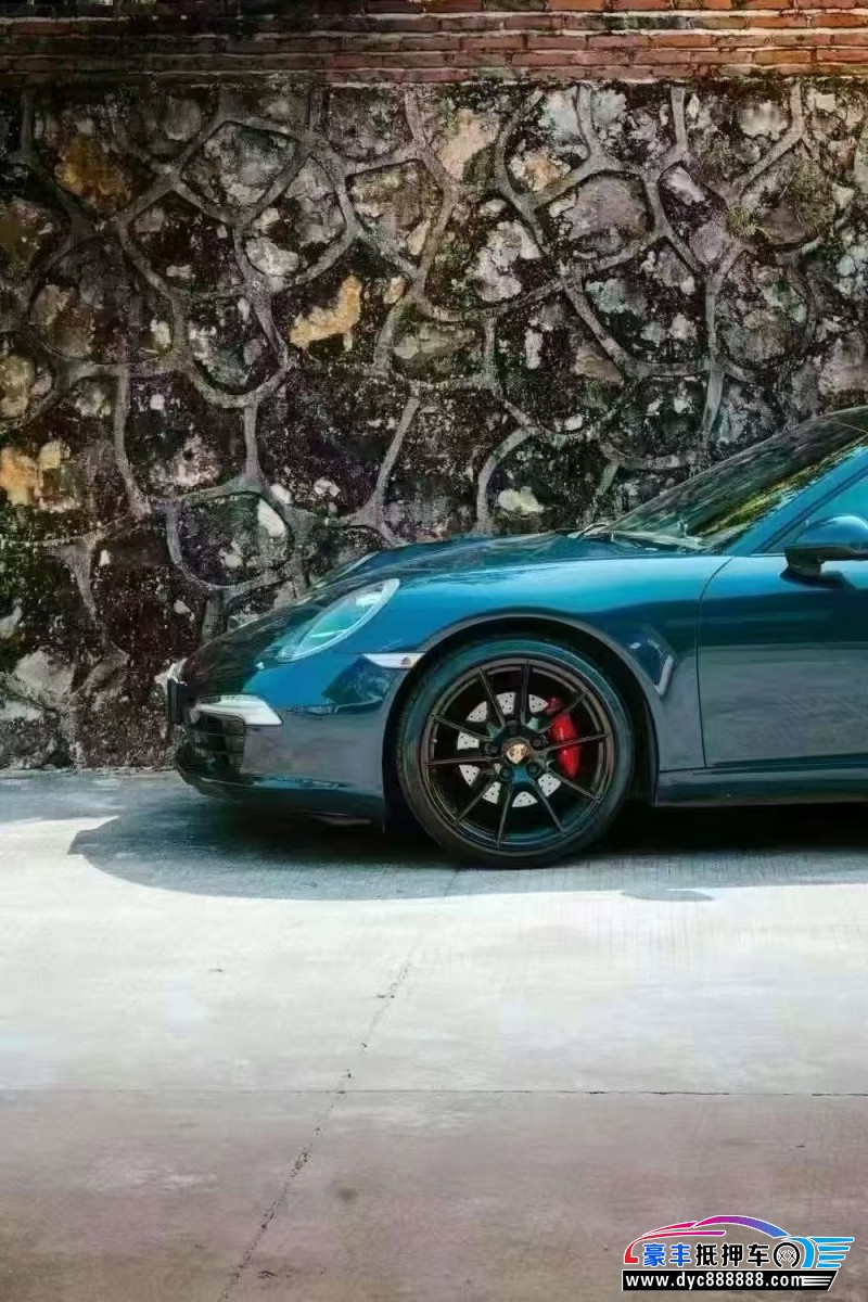 14年保时捷911轿车抵押车出售