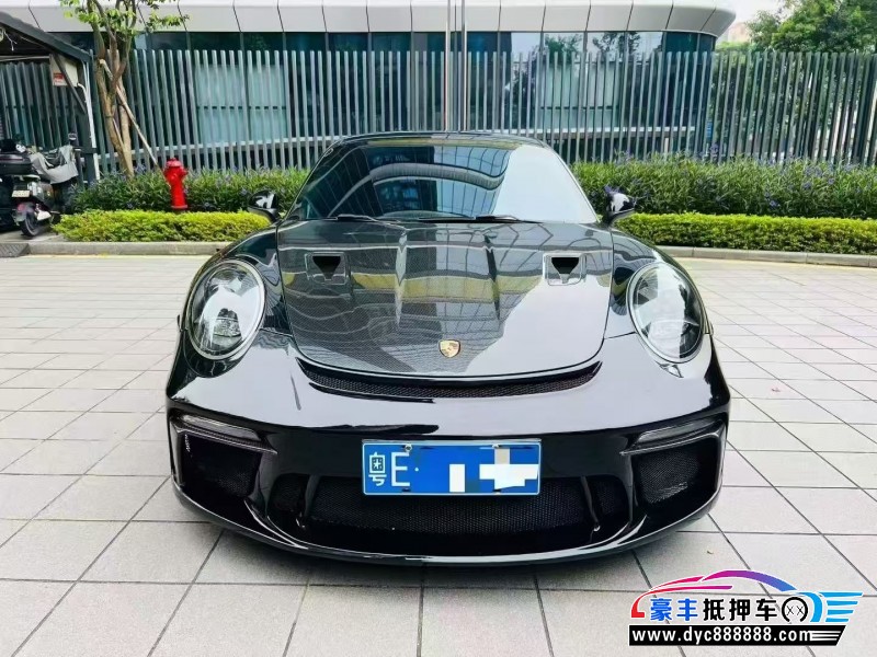 抵押车出售15年保时捷911轿车