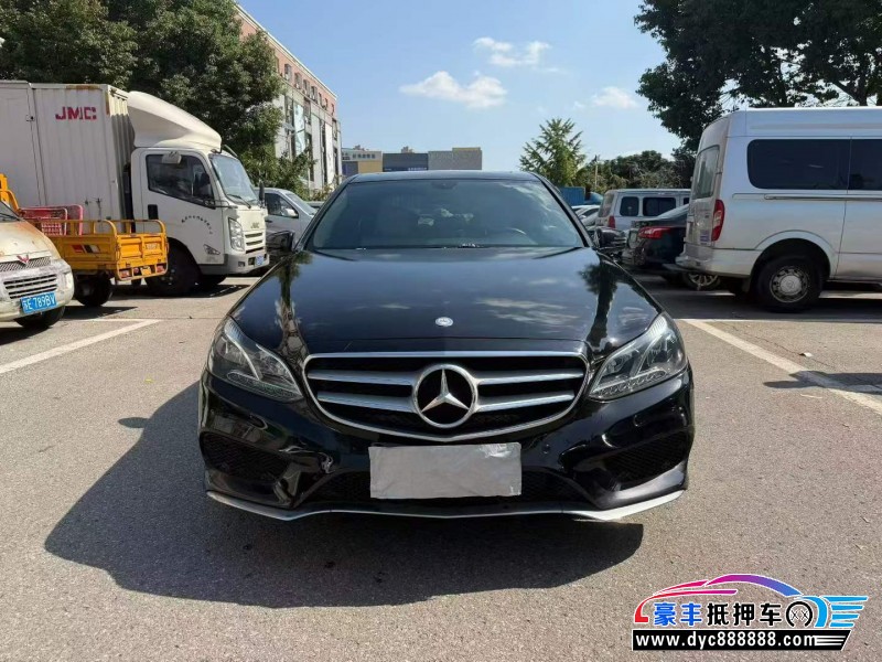 抵押车出售14年奔驰E轿车