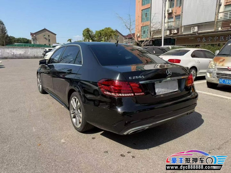 14年奔驰E轿车抵押车出售