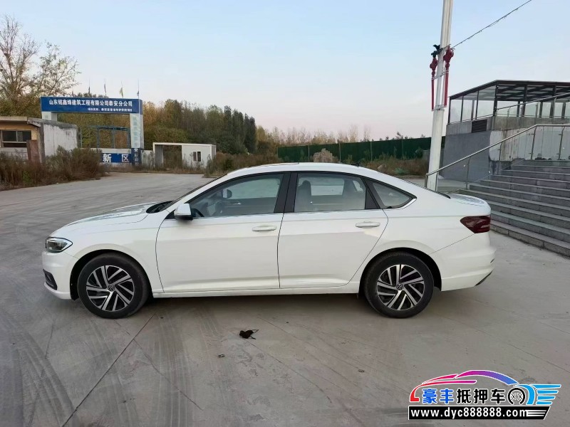 22年大众朗逸轿车抵押车出售