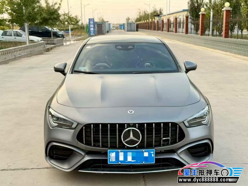 抵押车出售20年奔驰GLA轿车