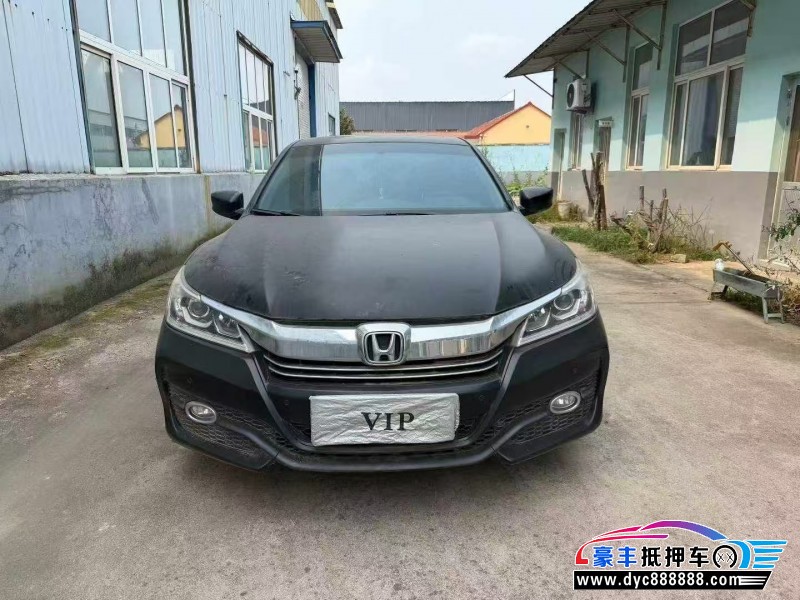 抵押车出售18年本田雅阁轿车