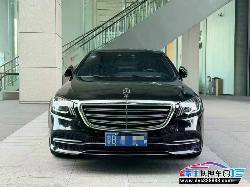 抵押车出售19年奔驰S轿车