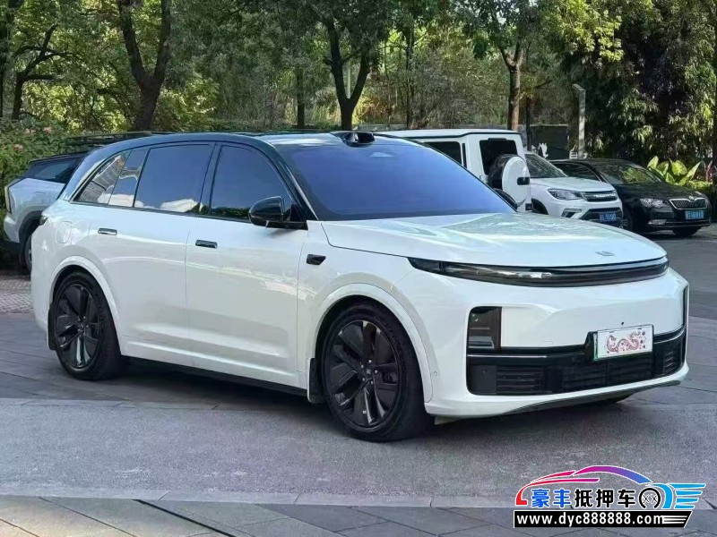 24年理想L7轿车抵押车出售
