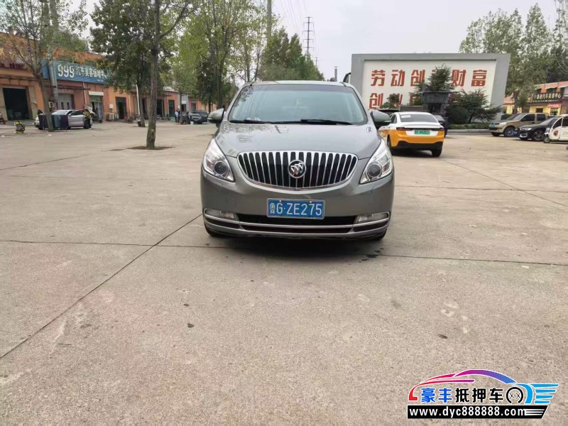 11年别克GL8轿车抵押车出售