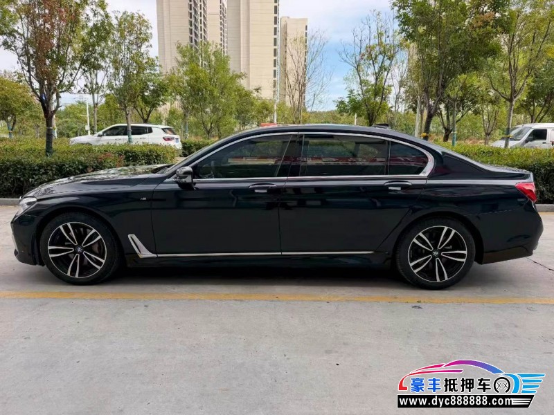 15年宝马7系轿车抵押车出售