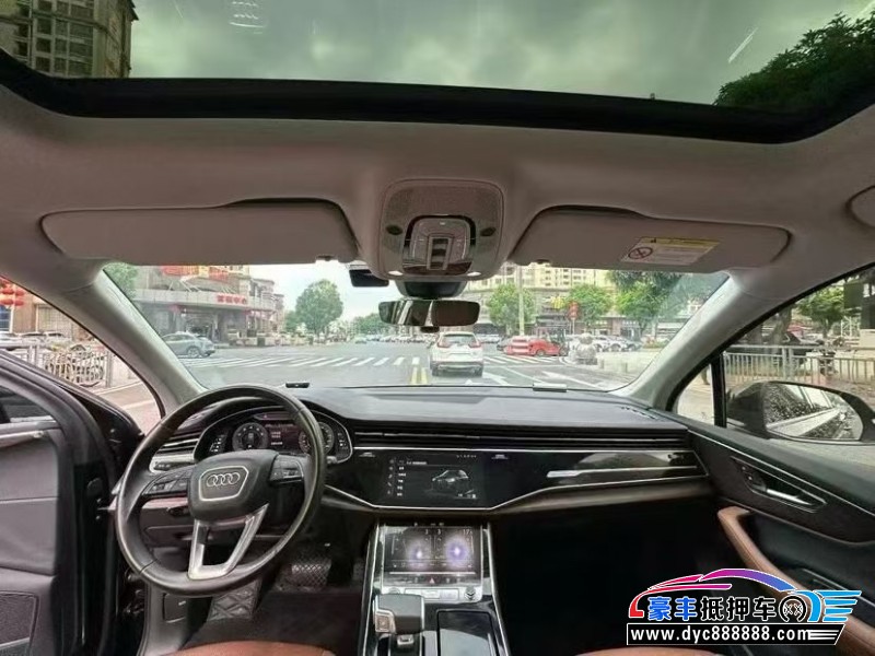 23年奥迪Q7轿车抵押车出售