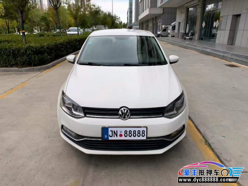 15年大众polo轿车抵押车出售