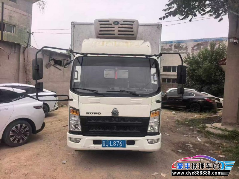 抵押车出售23年重汽豪沃轿车