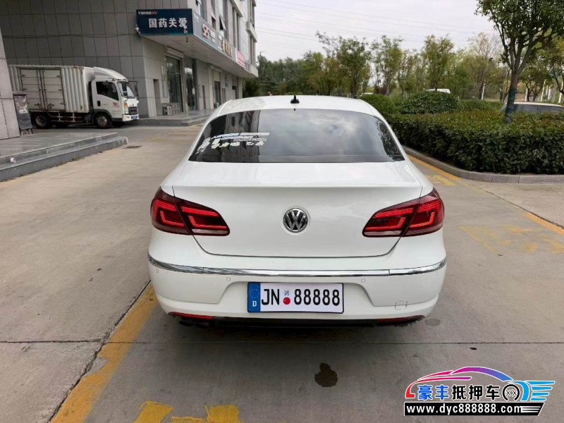 13年大众CC轿车抵押车出售