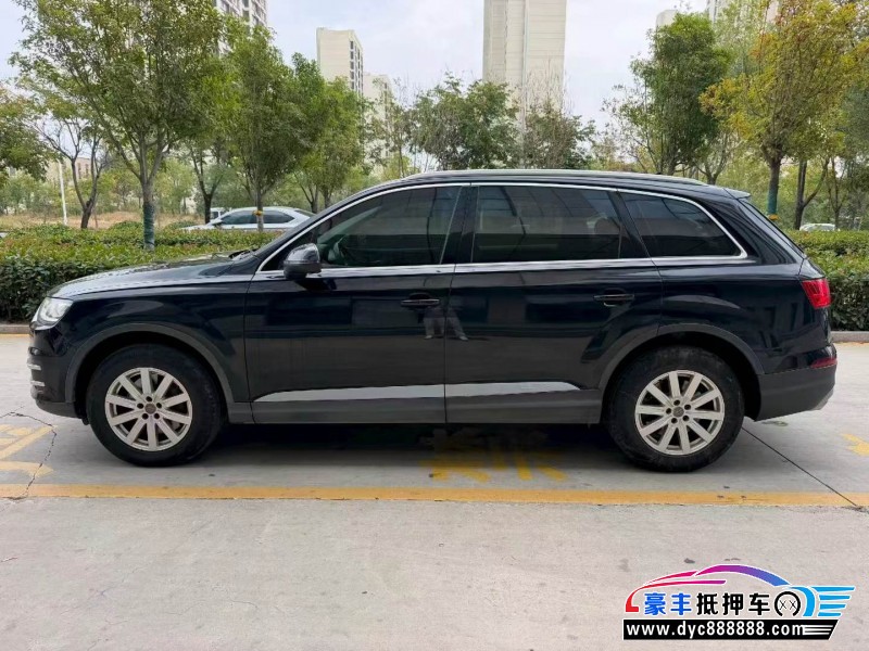 16年奥迪Q7轿车抵押车出售