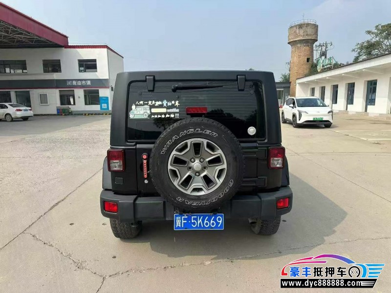 15年Jeep牧马人轿车抵押车出售