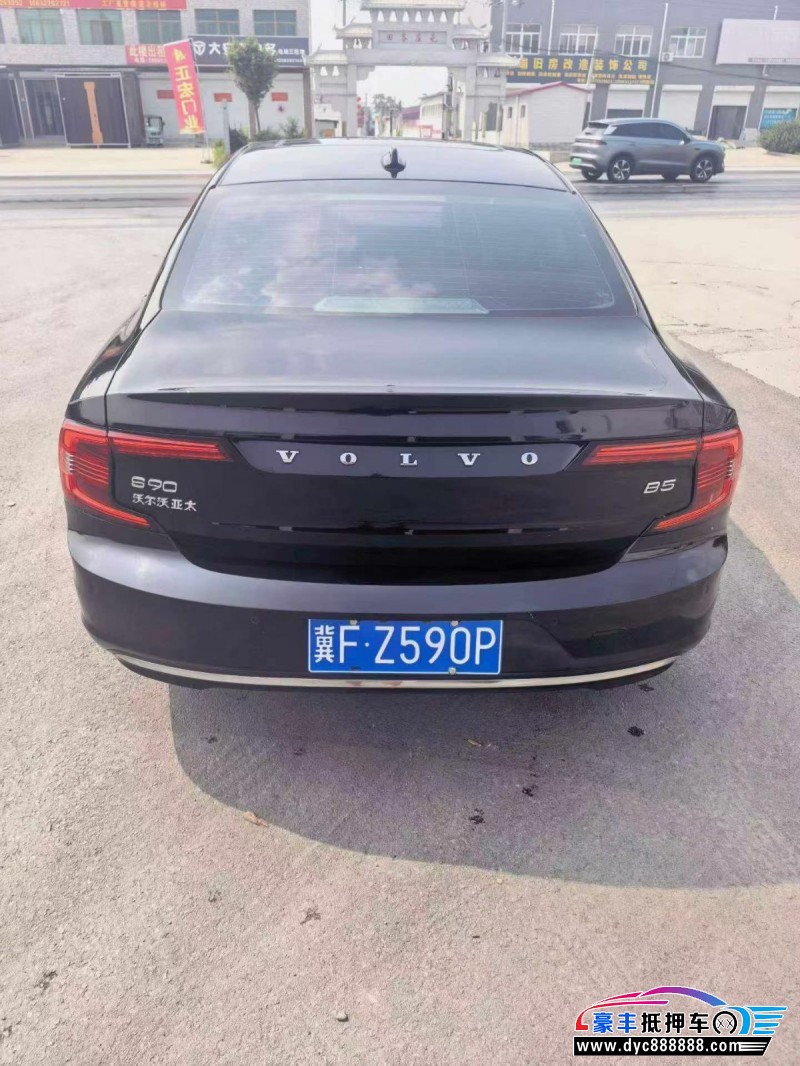 22年沃尔沃S90轿车抵押车出售