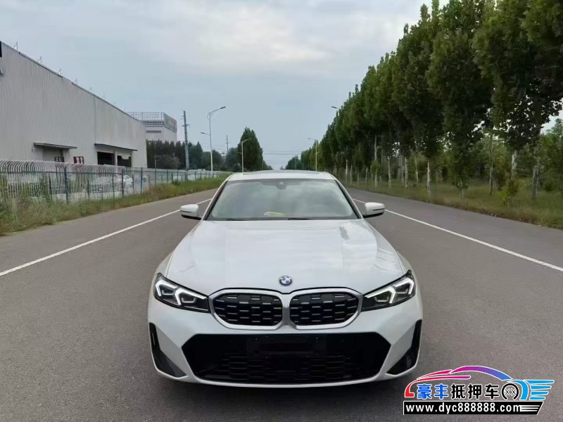25年宝马3系轿车抵押车出售