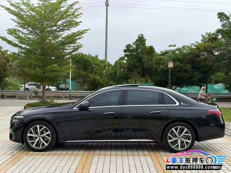 25年奔驰E轿车抵押车出售