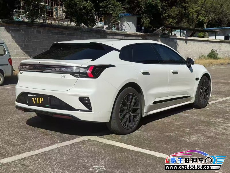 26年极氪001轿车抵押车出售