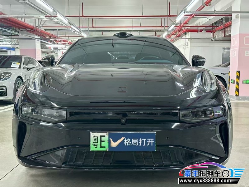 抵押车出售24年极氪001轿车