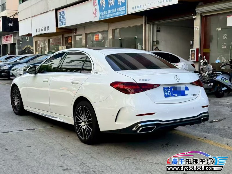 22年奔驰C轿车抵押车出售