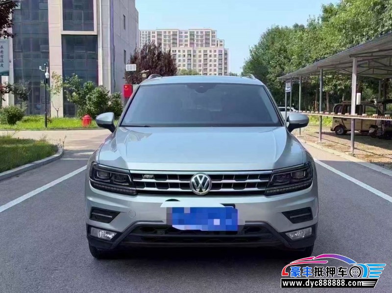 抵押车出售18年大众途观轿车
