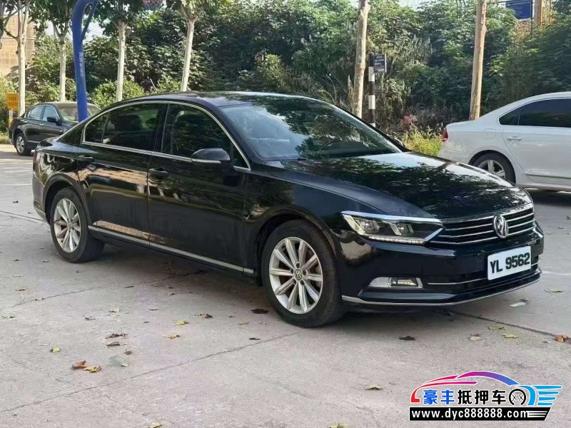 18年大众迈腾轿车抵押车出售