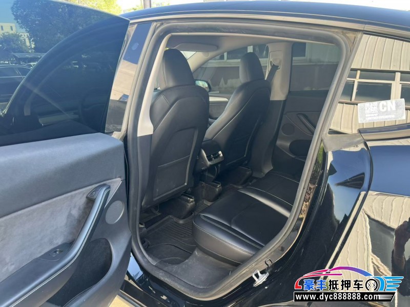 24年特斯拉Model YSUV抵押车出售