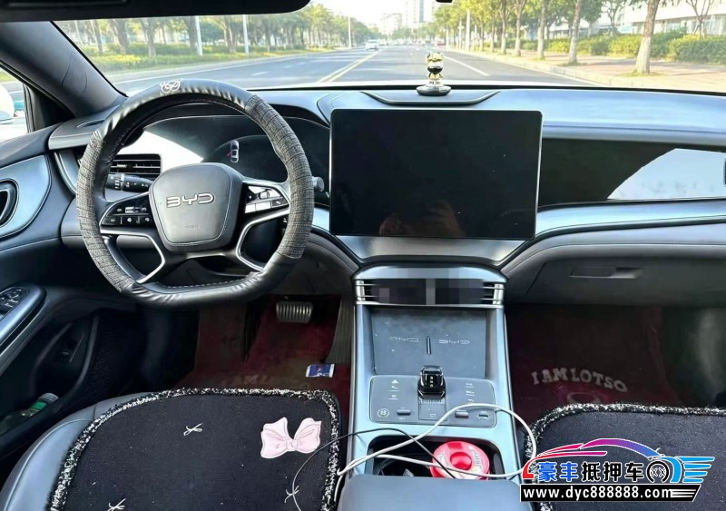 24年比亚迪海豹轿车抵押车出售