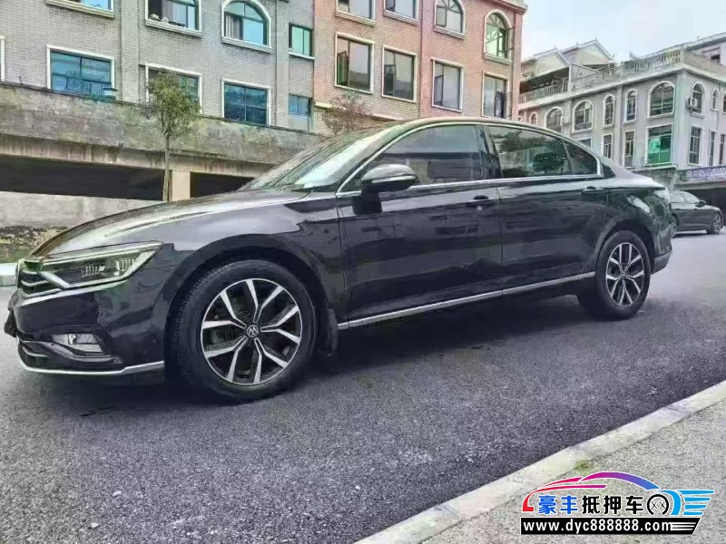 21年大众迈腾轿车抵押车出售