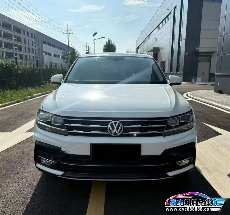抵押车出售21年大众途观L轿车