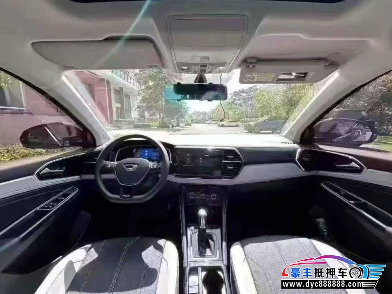 25年大众捷达轿车抵押车出售