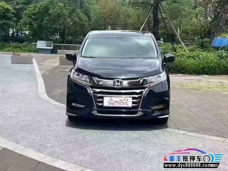 抵押车出售21年本田奥德赛轿车