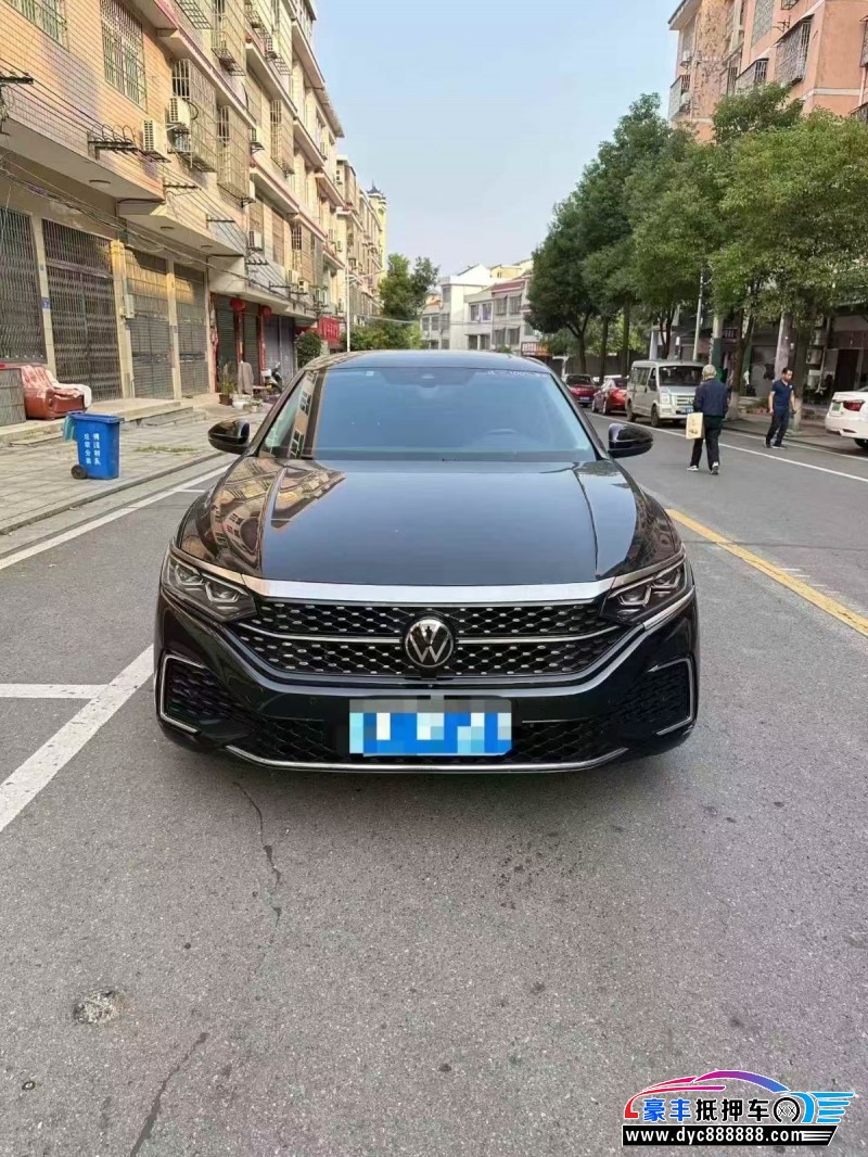 抵押车出售22年大众帕萨特轿车