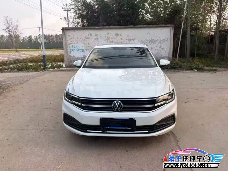 抵押车出售21年大众宝来轿车