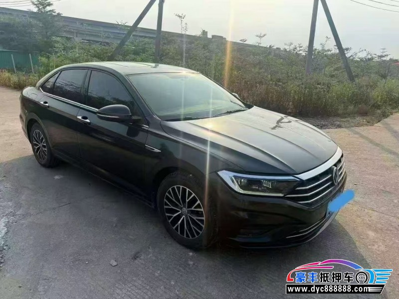 20年大众速腾轿车抵押车出售