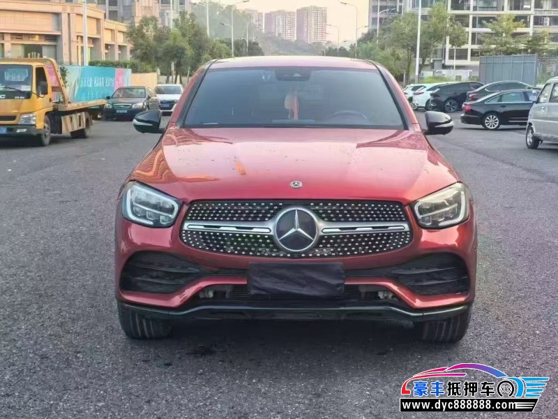 20年奔驰GLC轿车抵押车出售